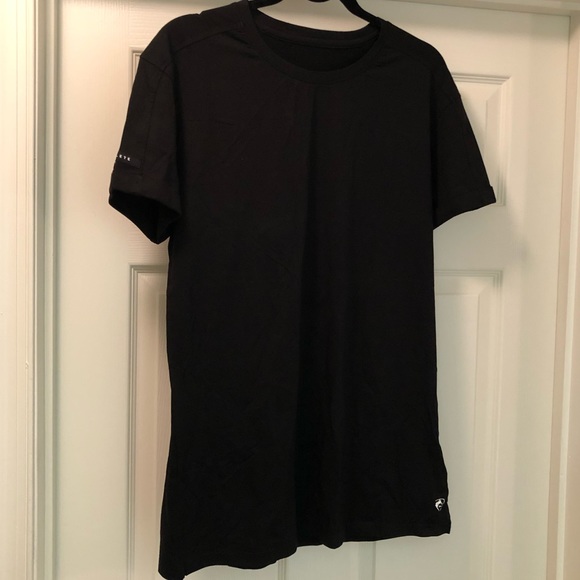 Alphalete Other - Alphalete Rolled Short Sleeve Shirt